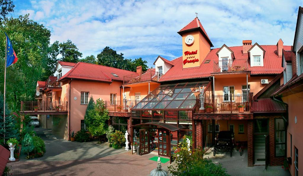 Hotel Gracja Gorzow Wielkopolski Luaran gambar